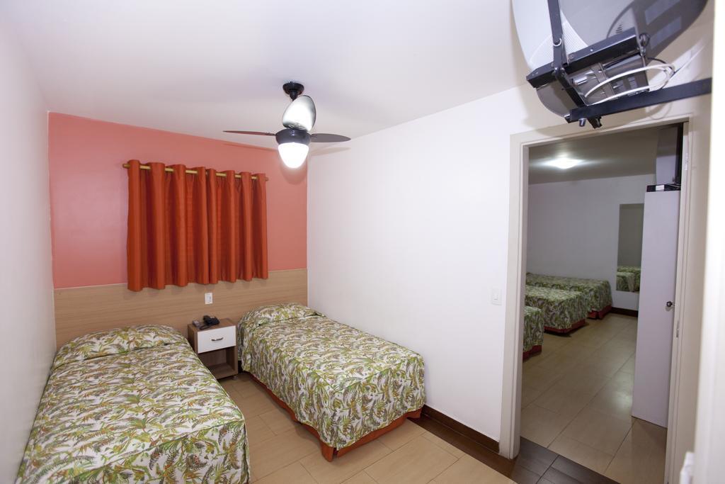 Hotel Oly Plaza Piracicaba Oda fotoğraf