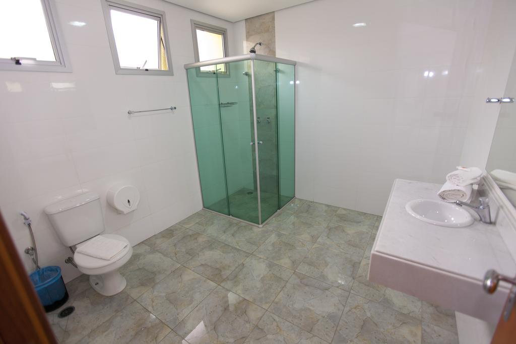 Hotel Oly Plaza Piracicaba Oda fotoğraf