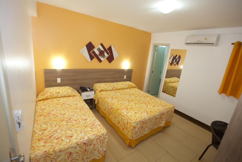 Hotel Oly Plaza Piracicaba Oda fotoğraf